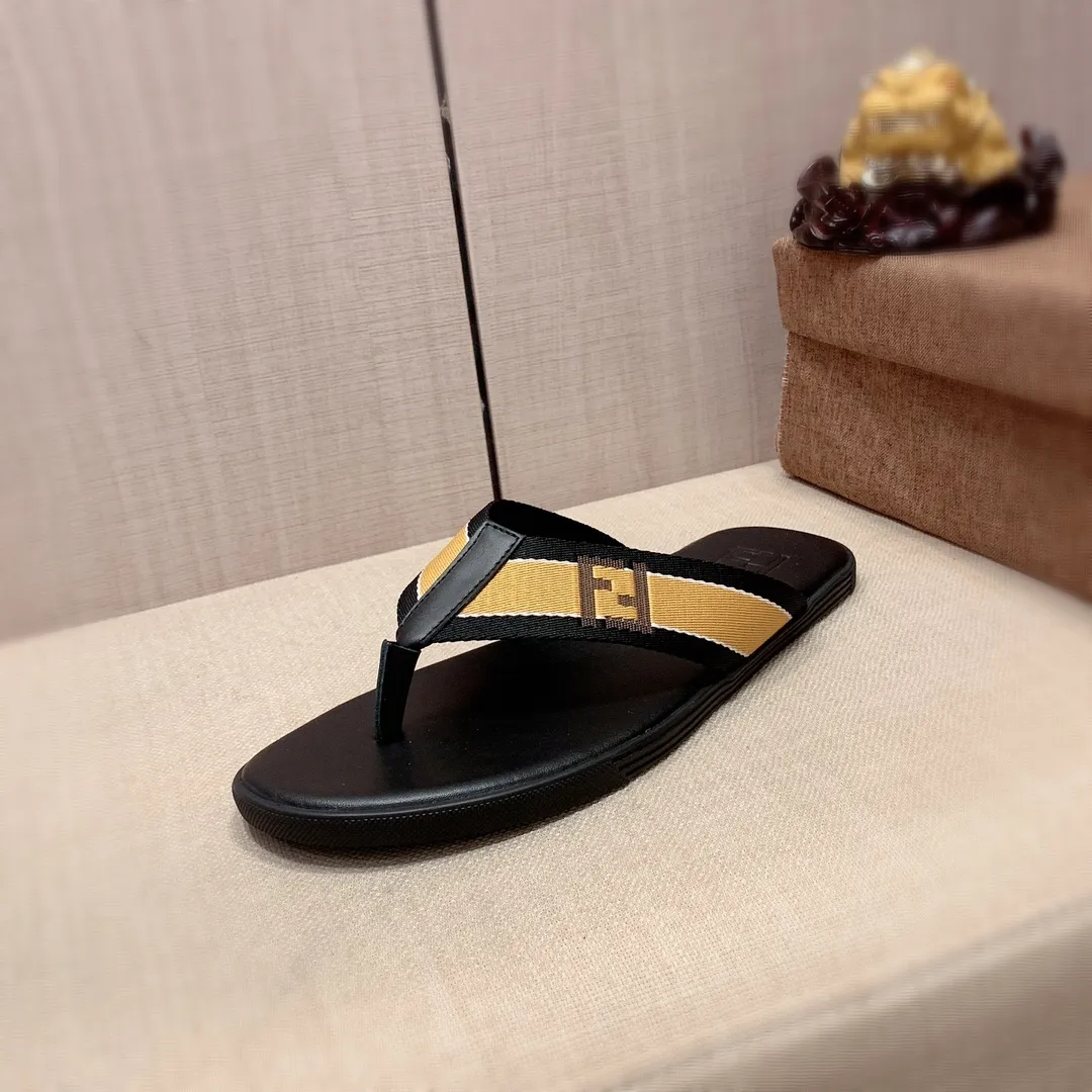 Slippers: New model: Factory price: 220💰💰🎩🎩🔥🔥《 Fendi FENDI* 》Series of slippers top purchasing agent 🔍🔍Men's 2022 counters are on sale simultaneously, original imported cowhide from Italy, exquisite workmanship,), sole: (super comfortable) original sole provided by the original factory, ⚠️ The exclusive double-layer movable molded bottom is super comfortable⚠️, the real thing is more beautiful🎬The real thing is more beautiful🔍🔍original order quality, you can enter and leave the counter at will, the correct size is 38-44, you can order 45. Long-term availability 266